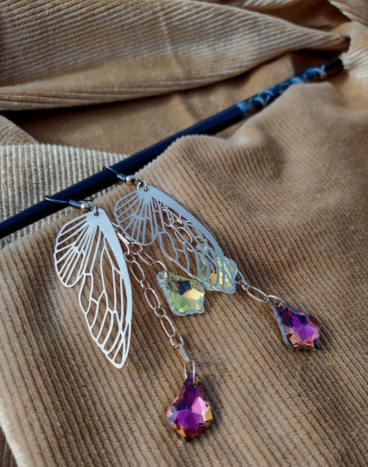 Filigree Butterfly Wing Bright Dangle Crystal Earrings.