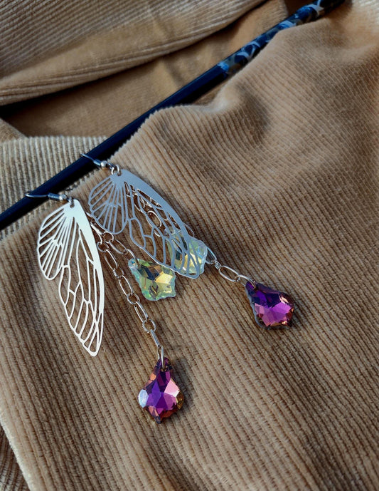 Filigree Butterfly Wing Bright Dangle Crystal Earrings.