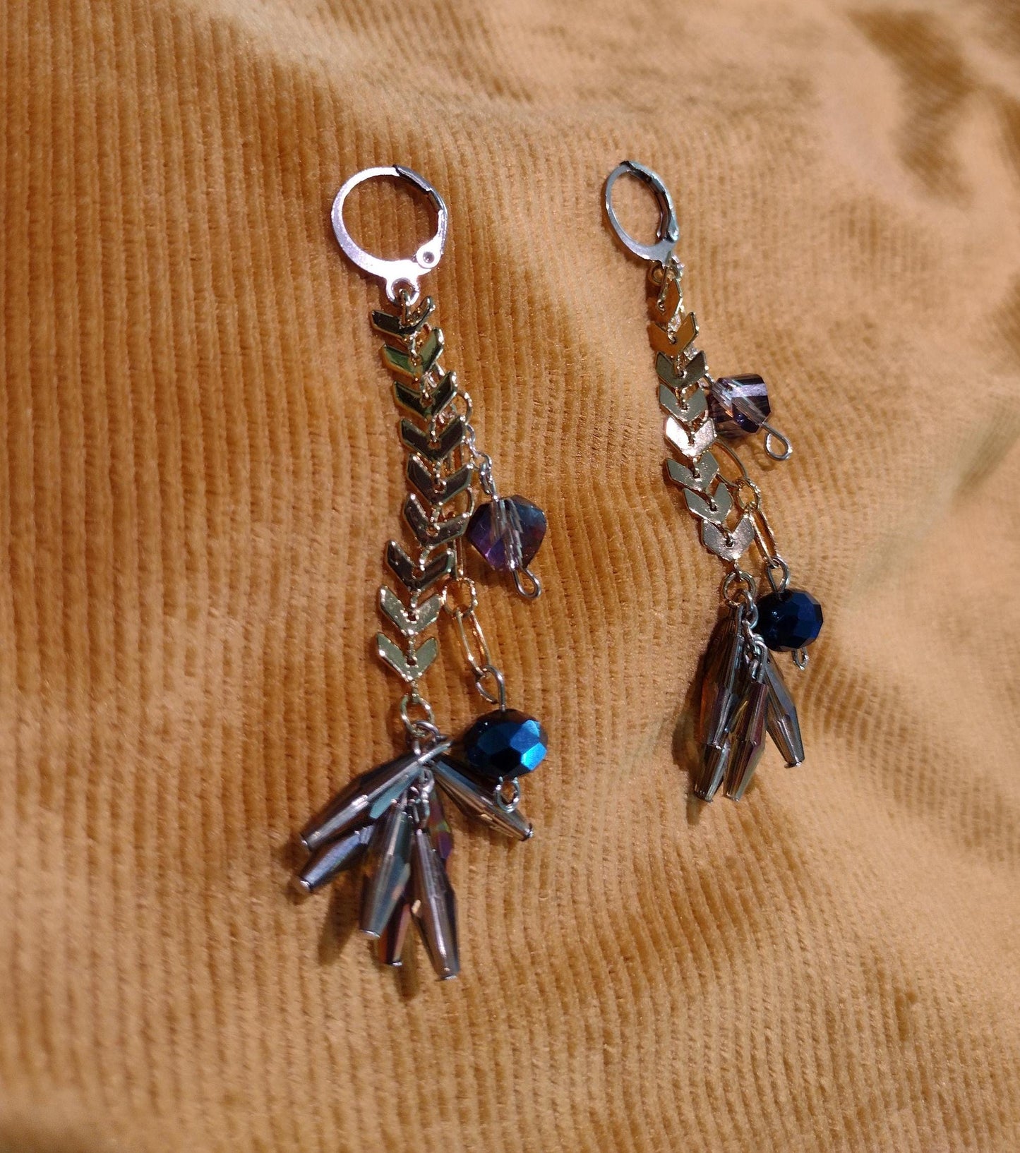 Art Deco, Roaring 20s, Flapper Style Long Dangle Earings. Blue and Gold Starburst. Hypoallergenic